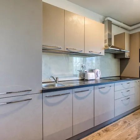 דירה Bright & Cosy 3br With Private Balcony & Wifi By 360 Estates