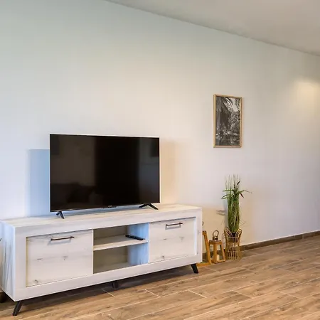דירה Bright & Cosy 3br With Private Balcony & Wifi By 360 Estates Dingli