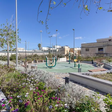 Bright & Cosy 3br With Private Balcony & Wifi By 360 Estates דירה